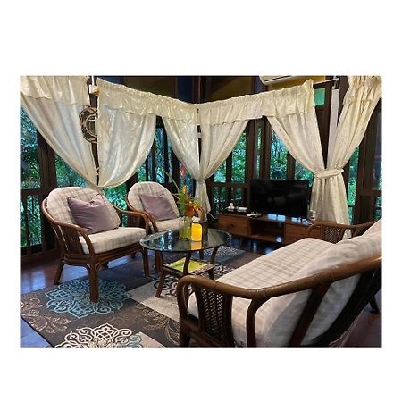 Villa Sri Kampung Куах Екстер'єр фото